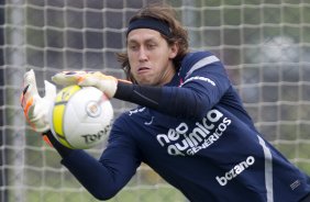 Cassio durante o treino desta manh no CT Joaquim Grava, no Parque Ecolgico do Tiete. O prximo jogo da equipe ser quarta-feira, dia 29/02, contra a Catanduvense, no estdio do Pacaembu, pela 11 rodada do Campeonato Paulista 2012