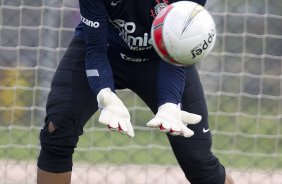 Henrique durante o treino desta manh no CT Joaquim Grava, no Parque Ecolgico do Tiete. O prximo jogo da equipe ser quarta-feira, dia 29/02, contra a Catanduvense, no estdio do Pacaembu, pela 11 rodada do Campeonato Paulista 2012