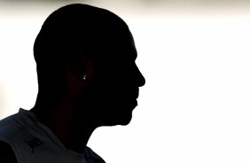 Adriano durante treino desta tarde no CT Joaquim Grava, no Parque Ecolgico do Tiete. O prximo jogo da equipe ser amanh, sbado, dia 10/03, contra o Guarani/SP, pela 13 rodada do Campeonato Paulista 2012