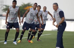 Antnio Carlos; Elton, Marquinhos, Emerson e Tite durante treino desta tarde no CT Joaquim Grava, no Parque Ecolgico do Tiete. O prximo jogo da equipe ser amanh, sbado, dia 10/03, contra o Guarani/SP, pela 13 rodada do Campeonato Paulista 2012