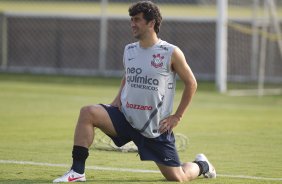 Douglas durante treino desta tarde no CT Joaquim Grava, no Parque Ecolgico do Tiete. O prximo jogo da equipe ser amanh, sbado, dia 10/03, contra o Guarani/SP, pela 13 rodada do Campeonato Paulista 2012