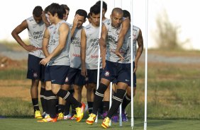 Emerson durante treino desta tarde no CT Joaquim Grava, no Parque Ecolgico do Tiete. O prximo jogo da equipe ser amanh, sbado, dia 10/03, contra o Guarani/SP, pela 13 rodada do Campeonato Paulista 2012