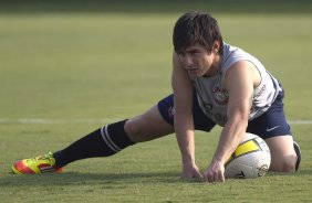 Willian durante treino desta tarde no CT Joaquim Grava, no Parque Ecolgico do Tiete. O prximo jogo da equipe ser amanh, sbado, dia 10/03, contra o Guarani/SP, pela 13 rodada do Campeonato Paulista 2012