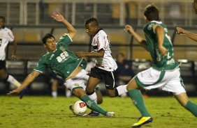 Durante a partida entre Corinthians x Guarani/SP, realizada esta tarde no estdio do Pacaembu, pela 13 rodada do Campeonato Paulista de 2012