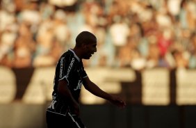Emerson do Corinthians durante partida vlida pelo Campeonato Paulista realizado no estdio Palma Travassos. Ribeiro Preto/SP, Brasil