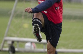 Alessandro que volta ao time titular amanh durante treino desta tarde no CT Joaquim Grava, localizado no Parque Ecolgico do Tiete. O prximo jogo da equipe ser amanh, quarta-feira, dia 28/03, contra XV de Piracicaba, no Pacaembu, vlido pela 16 rodada do Campeonato Paulista 2012