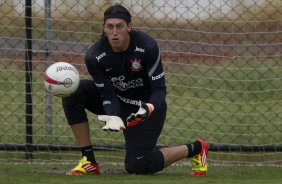 Goleiro Cassio que entra como titular amanh durante treino desta tarde no CT Joaquim Grava, localizado no Parque Ecolgico do Tiete. O prximo jogo da equipe ser amanh, quarta-feira, dia 28/03, contra XV de Piracicaba, no Pacaembu, vlido pela 16 rodada do Campeonato Paulista 2012