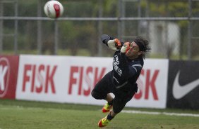 Goleiro Cassio que entra no time titular amanh durante treino desta tarde no CT Joaquim Grava, localizado no Parque Ecolgico do Tiete. O prximo jogo da equipe ser amanh, quarta-feira, dia 28/03, contra XV de Piracicaba, no Pacaembu, vlido pela 16 rodada do Campeonato Paulista 2012