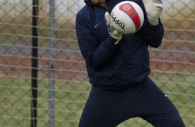 Henrique durante treino desta tarde no CT Joaquim Grava, localizado no Parque Ecolgico do Tiete. O prximo jogo da equipe ser amanh, quarta-feira, dia 28/03, contra XV de Piracicaba, no Pacaembu, vlido pela 16 rodada do Campeonato Paulista 2012