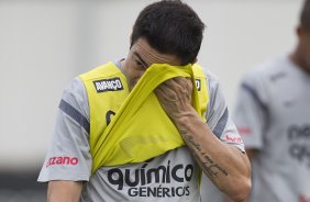 Chicão durante treino desta tarde no CT Joaquim Grava, localizado no Parque Ecológico do Tiete. O próximo jogo da equipe será domingo, dia 01/04, contra Oeste de Itápolis, em Presidente Prudente, válido pela 17ª rodada do Campeonato Paulista 2012