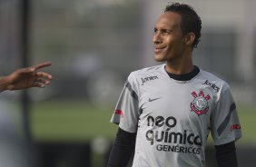 Liedson durante treino desta tarde no CT Joaquim Grava, localizado no Parque Ecológico do Tiete. O próximo jogo da equipe será domingo, dia 01/04, contra Oeste de Itápolis, em Presidente Prudente, válido pela 17ª rodada do Campeonato Paulista 2012