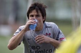 Willian durante treino desta tarde no CT Joaquim Grava, localizado no Parque Ecológico do Tiete. O próximo jogo da equipe será domingo, dia 01/04, contra Oeste de Itápolis, em Presidente Prudente, válido pela 17ª rodada do Campeonato Paulista 2012