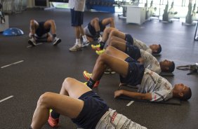 Willian durante treino desta manh no CT Joaquim Grava, localizado no Parque Ecolgico do Tiete. O prximo jogo da equipe ser domingo, dia 08/04, contra Paulista de Jundia, vlido pela 18 rodada do Campeonato Paulista 2012