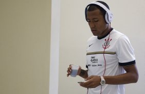 Luis Ramirez nos vestiários antes da partida entre Corinthians x Paulista de Jundiaí/SP, realizada esta tarde no estádio do Pacaembu, válida pela 18ª rodada do Campeonato Paulista de 2012