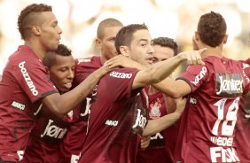 Chico do Corinthians comemora aps marca gol contra a equipe da Ponte Preta durante partida vlida pelo Campeonato Paulista realizado no estdio Moiss Lucarelli