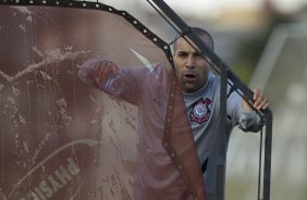 Emerson durante o treino realizado esta tarde no CT Joaquim Grava, localizado no Parque Ecolgico do Tiete. O prximo jogo da equipe ser dia amanh, quarta-feira, 09/05, contra o Emelec/Equador, jogo de volta, vlido pelas oitavas de final da Copa Libertadores da Amrica 2012