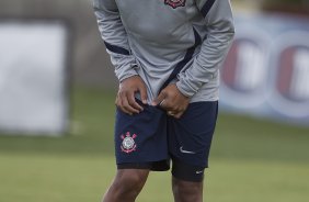 Paulinho durante o treino realizado esta tarde no CT Joaquim Grava, localizado no Parque Ecolgico do Tiete. O prximo jogo da equipe ser dia amanh, quarta-feira, 09/05, contra o Emelec/Equador, jogo de volta, vlido pelas oitavas de final da Copa Libertadores da Amrica 2012