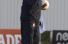 Tite durante o treino realizado esta tarde no CT Joaquim Grava, localizado no Parque Ecolgico do Tiete. O prximo jogo da equipe ser dia amanh, quarta-feira, 09/05, contra o Emelec/Equador, jogo de volta, vlido pelas oitavas de final da Copa Libertadores da Amrica 2012