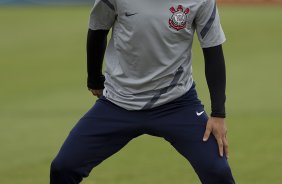 Emerson durante o treino realizado esta manhã no CT Joaquim Grava, localizado no Parque Ecológico do Tiete. O próximo jogo da equipe será dia 16/05, em São Januário, contra o Vasco da Gama, jogo de ida válido pelas quartas de final da Copa Libertadores da América 2012