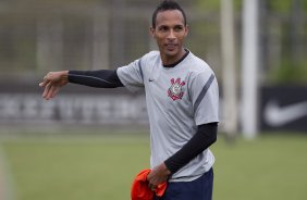 Liedson durante o treino realizado esta manhã no CT Joaquim Grava, localizado no Parque Ecológico do Tiete. O próximo jogo da equipe será dia 16/05, em São Januário, contra o Vasco da Gama, jogo de ida válido pelas quartas de final da Copa Libertadores da América 2012