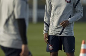 Atacante Adilson apresentado hoje durante o treino realizado esta tarde no CT Joaquim Grava, localizado no Parque Ecológico do Tiete. O próximo jogo da equipe será domingo, dia 20/05, contra o Fluminense, no Pacaembu, abertura do Campeonato Brasileiro de 2012