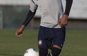Liedson durante o treino realizado esta tarde no CT Joaquim Grava, localizado no Parque Ecológico do Tiete. O próximo jogo da equipe será domingo, dia 20/05, contra o Fluminense, no Pacaembu, abertura do Campeonato Brasileiro de 2012