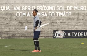 Liedson durante o treino realizado esta tarde no CT Joaquim Grava, localizado no Parque Ecológico do Tiete. O próximo jogo da equipe será domingo, dia 20/05, contra o Fluminense, no Pacaembu, abertura do Campeonato Brasileiro de 2012