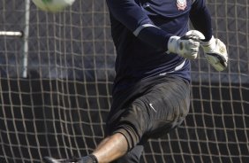 Cassio durante o treino realizado esta manh no CT Joaquim Grava, localizado no Parque Ecolgico do Tiete. O prximo jogo da equipe ser amanh, domingo, dia 20/05, contra o Fluminense, no Pacaembu, abertura do Campeonato Brasileiro de 2012