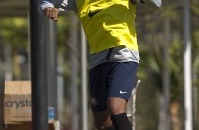 Denner que volta ao time titular durante o treino realizado esta manhã no CT Joaquim Grava, localizado no Parque Ecológico do Tiete. O próximo jogo da equipe será amanhã, domingo, dia 20/05, contra o Fluminense, no Pacaembu, abertura do Campeonato Brasileiro de 2012