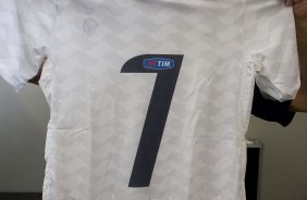 Camisa que será usada hoje pelo Corinthians nos vestiários antes da partida entre Corinthians x Fluminense, realizada esta tarde no estádio do Pacaembu, válida pela 1ª rodada do Campeonato Brasileiro de 2012