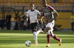 Liedson e Leandro Euzebio durante a partida entre Corinthians x Fluminense, realizada esta tarde no estdio do Pacaembu, vlida pela 1 rodada do Campeonato Brasileiro de 2012