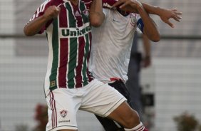 Samuel e Liedson durante a partida entre Corinthians x Fluminense, realizada esta tarde no estdio do Pacaembu, vlida pela 1 rodada do Campeonato Brasileiro de 2012
