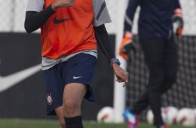 Wallace durante o treino realizado esta tarde no CT Joaquim Grava, localizado no Parque Ecolgico do Tiete. O prximo jogo da equipe ser quarta-feira a noite, dia 23/05, contra o Vasco da Gama, no Pacaembu, jogo de volta pela Copa Libertadores de Amrica 2012