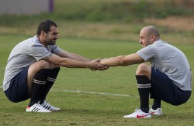 Danilo e Alessandro durante o treino realizado esta tarde no CT Joaquim Grava, localizado no Parque Ecológico do Tiete. O próximo jogo da equipe será amanhã, quarta-feira a noite, dia 23/05, contra o Vasco da Gama, no Pacaembu, jogo de volta pela Copa Libertadores de América 2012
