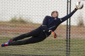 Danilo Fernandes durante o treino realizado esta tarde no CT Joaquim Grava, localizado no Parque Ecológico do Tiete. O próximo jogo da equipe será amanhã, quarta-feira a noite, dia 23/05, contra o Vasco da Gama, no Pacaembu, jogo de volta pela Copa Libertadores de América 2012