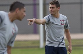 Ralf e Alex durante o treino realizado esta tarde no CT Joaquim Grava, localizado no Parque Ecológico do Tiete. O próximo jogo da equipe será amanhã, quarta-feira a noite, dia 23/05, contra o Vasco da Gama, no Pacaembu, jogo de volta pela Copa Libertadores de América 2012