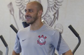 Alessandro durante o treino realizado esta manh na academia de musculacao no CT Joaquim Grava, localizado no Parque Ecolgico do Tiete. O prximo jogo da equipe ser quinta-feira, dia 07/06, contra o Figueirense/SC, no estdio do Pacaembu, vlido pela terceira rodada do Campeonato Brasileiro 2012