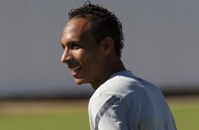 Liedson durante o treino realizado esta manh no CT Joaquim Grava, localizado no Parque Ecolgico do Tiete. O prximo jogo da equipe ser quinta-feira, dia 07/06, contra o Figueirense/SC, no estdio do Pacaembu, vlido pela terceira rodada do Campeonato Brasileiro 2012