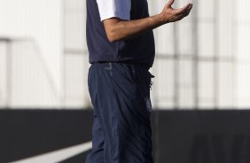 Tite durante o treino realizado esta tarde no CT Joaquim Grava, localizado no Parque Ecológico do Tiete. O próximo jogo da equipe será quinta-feira, dia 07/06, contra o Figueirense/SC, no estádio do Pacaembu, válido pela terceira rodada do Campeonato Brasileiro 2012