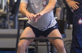 Willian durante o treino realizado esta manh na academia de musculacao no CT Joaquim Grava, localizado no Parque Ecolgico do Tiete. O prximo jogo da equipe ser quinta-feira, dia 07/06, contra o Figueirense/SC, no estdio do Pacaembu, vlido pela terceira rodada do Campeonato Brasileiro 2012