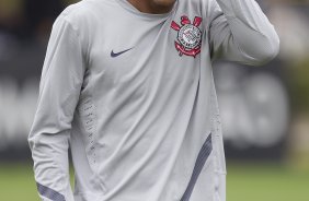Romarinho durante o treino realizado esta tarde no CT Joaquim Grava, localizado no Parque Ecológico do Tiete. O próximo jogo da equipe será quarta-feira, dia 07/06, contra o Figueirense/SC, no estádio do Pacaembu, válido pela terceira rodada do Campeonato Brasileiro 2012