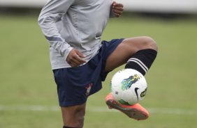 Romarinho durante o treino realizado esta tarde no CT Joaquim Grava, localizado no Parque Ecológico do Tiete. O próximo jogo da equipe será quarta-feira, dia 07/06, contra o Figueirense/SC, no estádio do Pacaembu, válido pela terceira rodada do Campeonato Brasileiro 2012