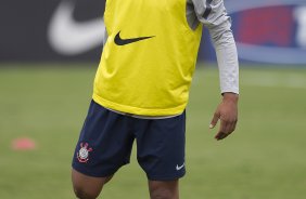 Romarinho durante o treino realizado esta tarde no CT Joaquim Grava, localizado no Parque Ecológico do Tiete. O próximo jogo da equipe será quarta-feira, dia 07/06, contra o Figueirense/SC, no estádio do Pacaembu, válido pela terceira rodada do Campeonato Brasileiro 2012