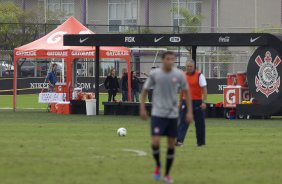 Durante o treino realizado esta manh no CT Joaquim Grava, localizado no Parque Ecolgico do Tiete. O prximo jogo da equipe ser quarta-feira, dia 07/06, contra o Figueirense/SC, no estdio do Pacaembu, vlido pela terceira rodada do Campeonato Brasileiro 2012