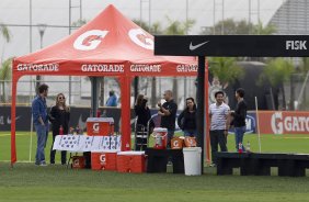 Durante o treino realizado esta manh no CT Joaquim Grava, localizado no Parque Ecolgico do Tiete. O prximo jogo da equipe ser quarta-feira, dia 07/06, contra o Figueirense/SC, no estdio do Pacaembu, vlido pela terceira rodada do Campeonato Brasileiro 2012