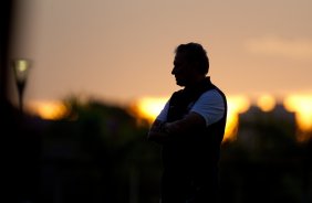 O tcnico Tite durante o treino realizado esta tarde no CT Joaquim Grava, localizado no Parque Ecolgico do Tiete. O prximo jogo da equipe ser quinta-feira, dia 07/06, contra o Figueirense/SC, no estdio do Pacaembu, vlido pela terceira rodada do Campeonato Brasileiro 2012