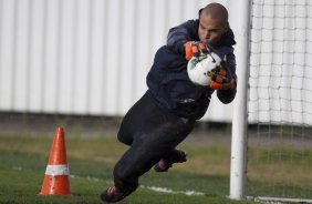 Julio Cesar durante o treino realizado esta tarde no CT Joaquim Grava, localizado no Parque Ecolgico do Tiete. O prximo jogo da equipe ser quinta-feira, dia 07/06, contra o Figueirense/SC, no estdio do Pacaembu, vlido pela terceira rodada do Campeonato Brasileiro 2012