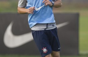 Alessandro durante o treino realizado esta tarde no CT Joaquim Grava, localizado no Parque Ecolgico do Tiete. O prximo jogo da equipe ser quarta-feira, dia 13/06, contra o Santos, na Vila Belmiro, jogo de ida vlido pela semi final da Copa Libertadores da Amrica 2012