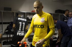 Jogadores com as camisas do novo patrocinador, a IVECO, antes da partida entre Santos/Brasil x Corinthians/Brasil, realizada esta noite no estdio da Vila Belmiro, jogo de ida, vlido pela semi final da Copa Libertadores de Amrica 2012