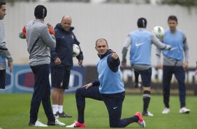 Durante o treino realizado esta tarde no CT Joaquim Grava, localizado no Parque Ecológico do Tiete. O próximo jogo da equipe será quarta-feira, 18/07, contra o Flamengo, no Engenhão, válido pela 10ª rodada do Campeonato Brasileiro de 2012